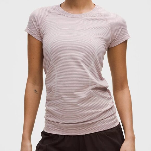 LULULEMON Swiftly Tech Short-Sleeve Shirt 2.0 - Picture 1 of 4